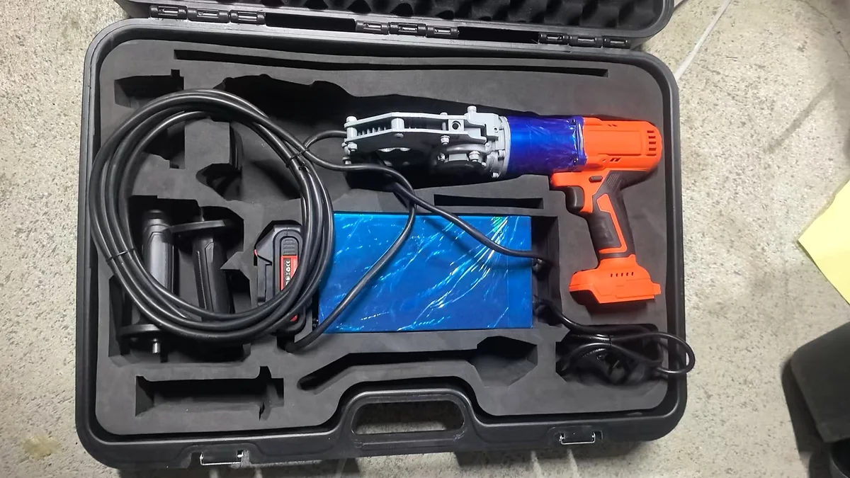 SDX-6ET turnbuckle wrench and components shown in a fitted carrying case